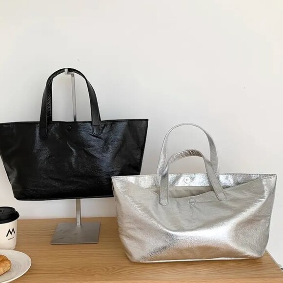 Commuter Silver Tote Bag - Picture 3 of 3